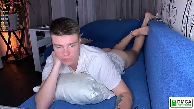 holy eggs 02 online show from 20, 9, 2025