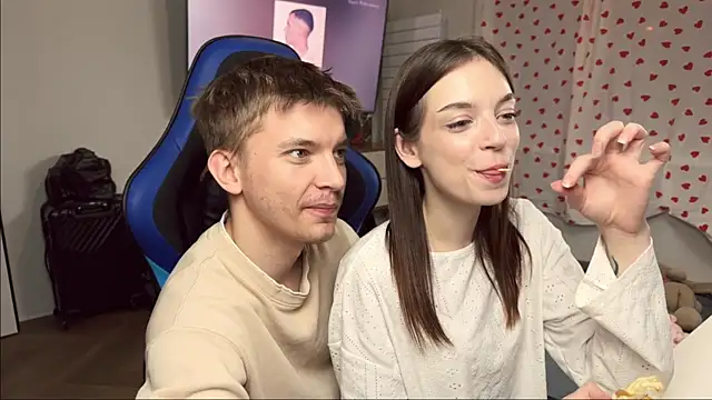 Snapshot of AsyaSky chatting on 17, 11, 2025 AsyaSky online show from 17, 11, 2025