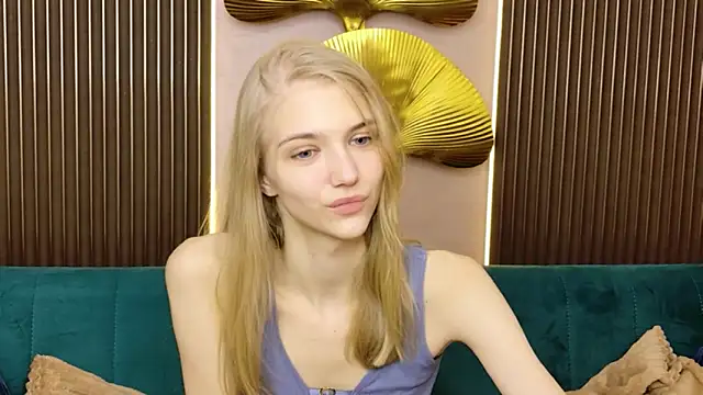 4example Chloe online show from 26, 2, 2026