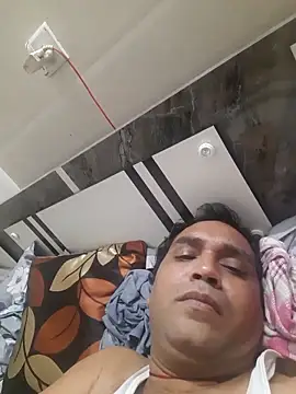 Hot-boy077 online show from 28, 11, 2025