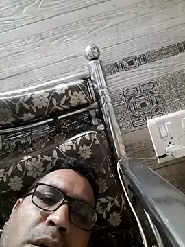 Hot-boy077 online show from 7, 1, 2026