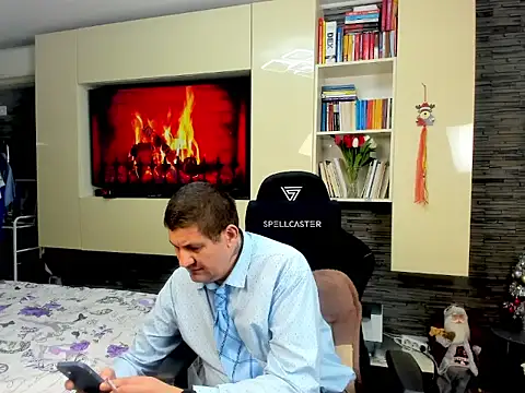 SpartacusDaddy48 online show from 9, 2, 2026