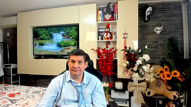 SpartacusDaddy48 online show from 25, 4, 2026