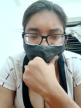 Elie couple143 online show from 25, 9, 2025