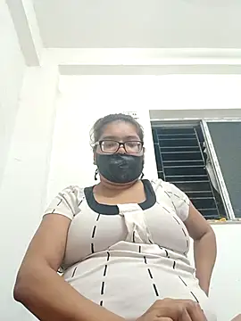 Elie couple143 online show from 1, 10, 2025