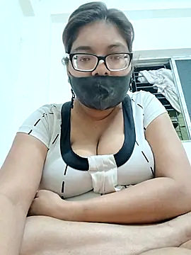 Elie couple143 online show from 6, 11, 2025