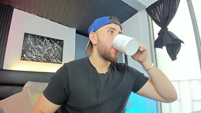 Maximo Wolff online show from 15, 9, 2025