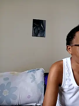 Miss-Hennessy online show from 27, 4, 2026