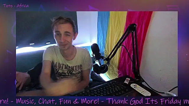 Snapshot of DaveLindau chatting on 12, 9, 2025 DaveLindau online show from 12, 9, 2025