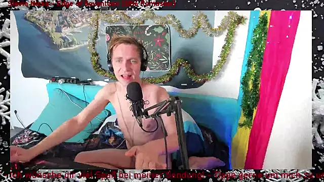 Snapshot of DaveLindau chatting on 17, 12, 2025 DaveLindau online show from 17, 12, 2025