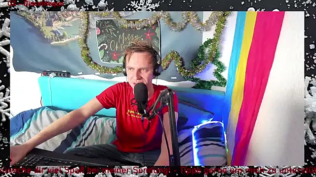 Snapshot of DaveLindau chatting on 23, 12, 2025 DaveLindau online show from 23, 12, 2025