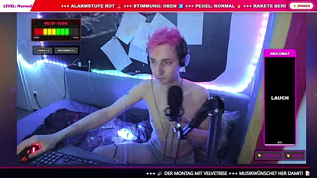 Snapshot of DaveLindau chatting on 12, 1, 2026 DaveLindau online show from 12, 1, 2026