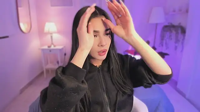 Snapshot of emma_soul1 chatting on 19, 12, 2025 emma soul1 online show from 19, 12, 2025