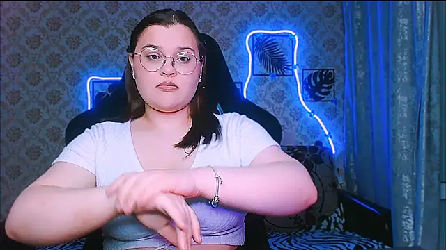 InLoveWithLife26 online show from 22, 3, 2026