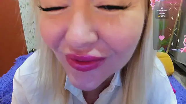 FlirtyMary online show from 23, 4, 2026