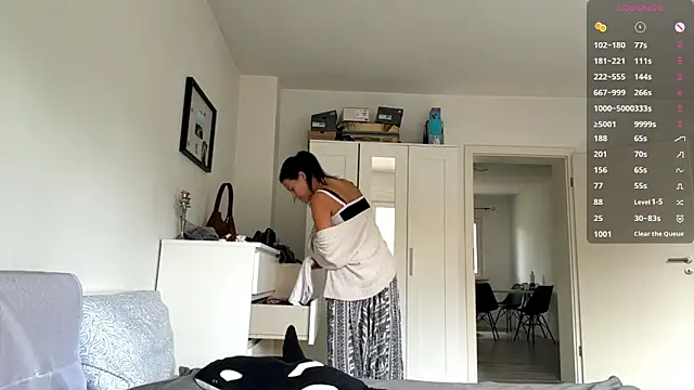 MaydaCornwall online show from 5, 10, 2025