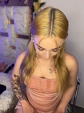 Sara Sophia420 online show from 14, 5, 2026