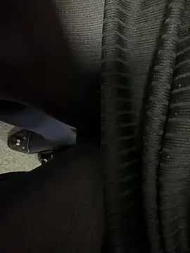 HiddenHoneyLDN online show from 11, 9, 2025