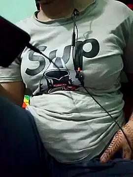 Snapshot of Maria_Mahi chatting on 9, 9, 2025 Maria Mahi online show from 9, 9, 2025