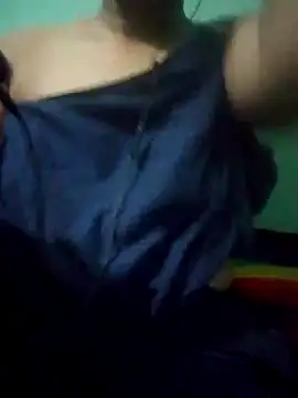 Snapshot of Maria_Mahi chatting on 20, 10, 2025 Maria Mahi online show from 20, 10, 2025