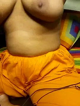 Snapshot of Maria_Mahi chatting on 23, 10, 2025 Maria Mahi online show from 23, 10, 2025