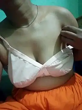 Snapshot of Maria_Mahi chatting on 20, 12, 2025 Maria Mahi online show from 20, 12, 2025