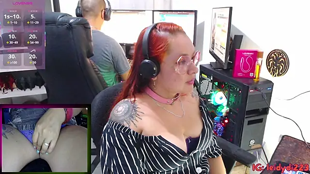 Snapshot of leidydi223 chatting on 15, 10, 2025 leidydi223 online show from 15, 10, 2025