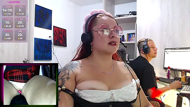 Snapshot of leidydi223 chatting on 18, 10, 2025 leidydi223 online show from 18, 10, 2025