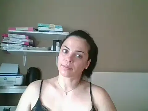 Snapshot of ITALIANASISIXX chatting on 27, 5, 2026 ITALIANASISIXX online show from 27, 5, 2026