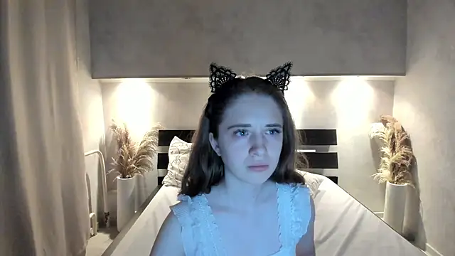 Camilla Kelly online show from 26, 10, 2025