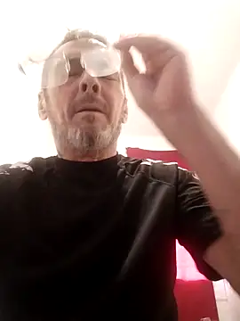 pakillobcn online show from 7, 10, 2025