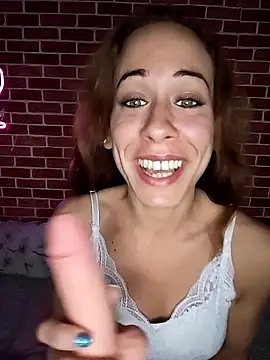 HotGinger66 online show from 5, 11, 2025