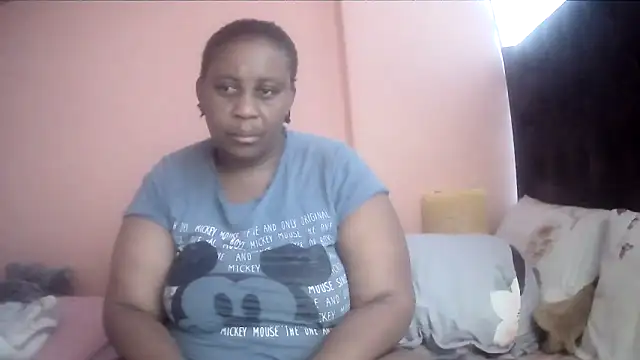 HUGEASSXXXXX online show from 22, 11, 2025