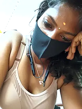 Honey rosetamil online show from 22, 4, 2026