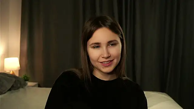 Snapshot of EthalFlowers chatting on 16, 10, 2025 EthalFlowers online show from 16, 10, 2025