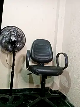 Snapshot of indiazinhabella27 chatting on 1, 10, 2025 indiazinhabella27 online show from 1, 10, 2025