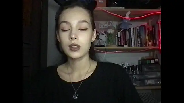 Yuna5343 online show from 15, 9, 2025