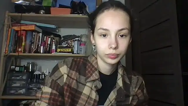 Yuna5343 online show from 16, 12, 2025