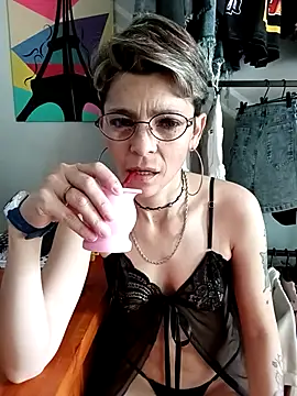 Snapshot of Lulypsicologasexual chatting on 25, 10, 2025 Lulypsicologasexual online show from 25, 10, 2025