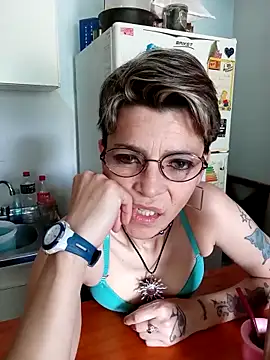 Snapshot of Lulypsicologasexual chatting on 9, 11, 2025 Lulypsicologasexual online show from 9, 11, 2025