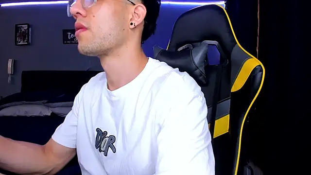 alexgiraldo   online show from 24, 9, 2025