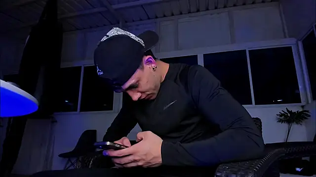 alexgiraldo   online show from 22, 10, 2025