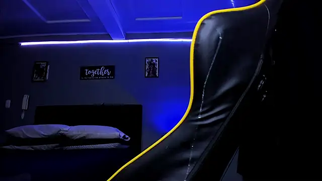 alexgiraldo   online show from 1, 11, 2025