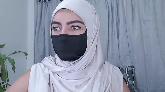 jade nassar online show from 10, 4, 2026