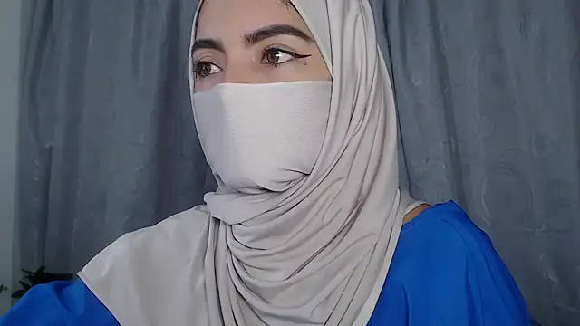 Snapshot of jade_nassar chatting on 1, 7, 2026 jade nassar online show from 1, 7, 2026