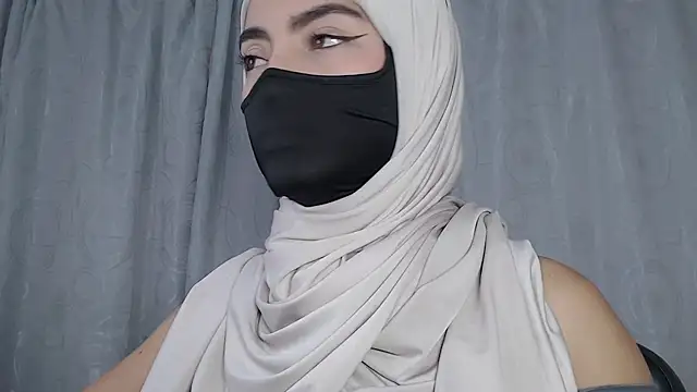 Snapshot of jade_nassar chatting on 17, 7, 2026 jade nassar online show from 17, 7, 2026