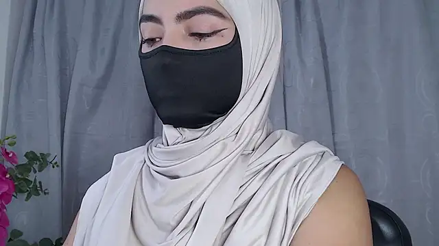 Snapshot of jade_nassar chatting on 27, 7, 2026 jade nassar online show from 27, 7, 2026