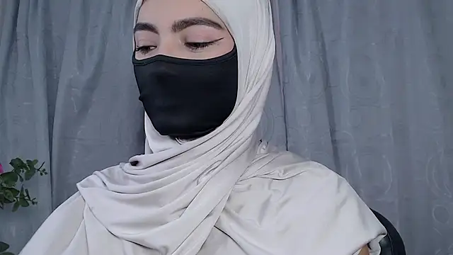 Snapshot of jade_nassar chatting on 29, 7, 2026 jade nassar online show from 29, 7, 2026