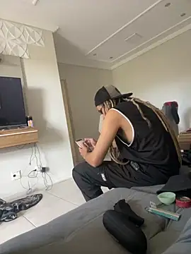 heloagreen  online show from 26, 9, 2025