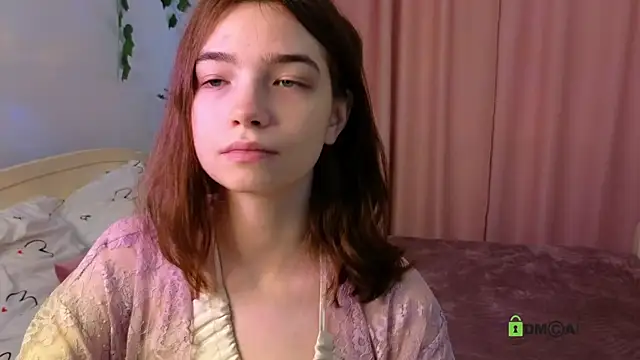 Snapshot of Evi_Brook chatting on 5, 10, 2025 Evi Brook online show from 5, 10, 2025